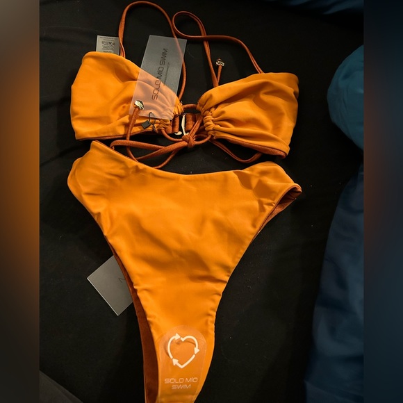 NWT Solo Mio Swim bikini (reversible) - Picture 9 of 14